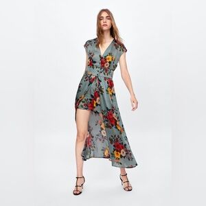 Zara Women’s Floral Print Dress NWT